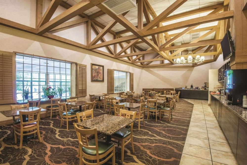 La Quinta Inn & Suites by Wyndham Silverthorne - Summit Co Image 11
